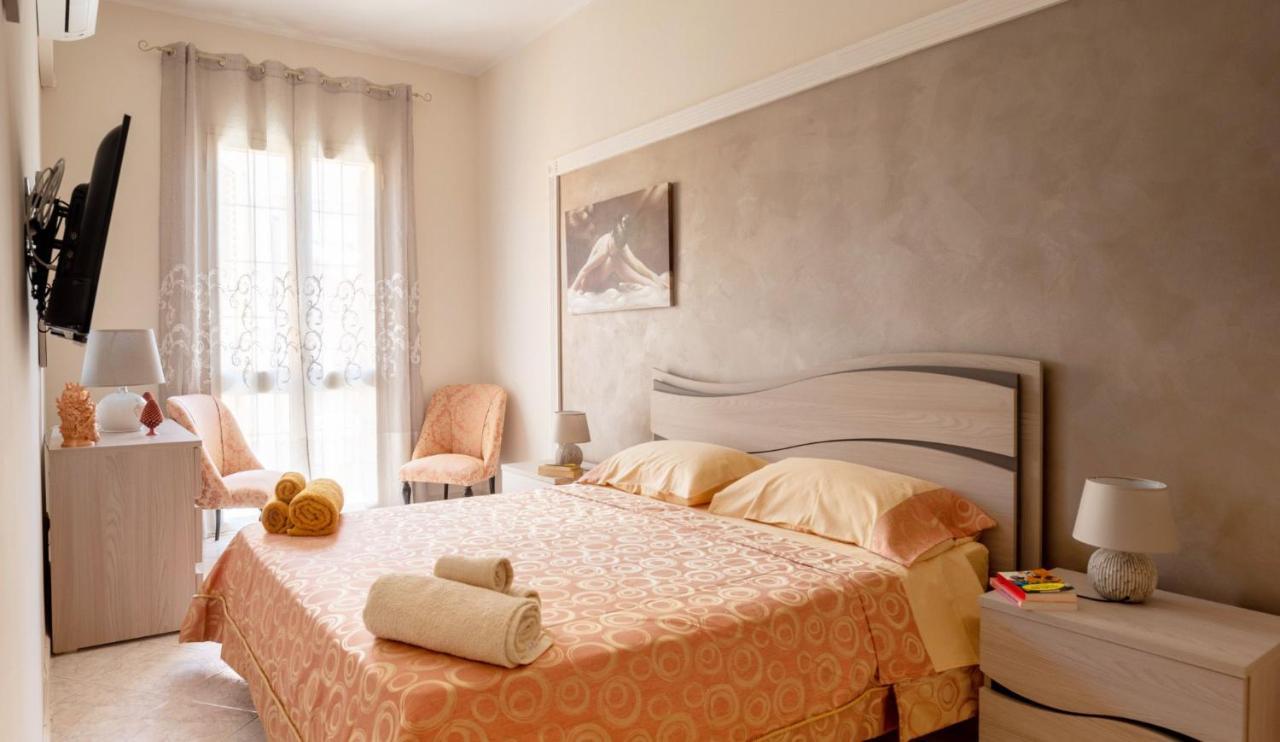 A Casa Tua Affitti Brevi Bed & Breakfast Noto Exterior foto