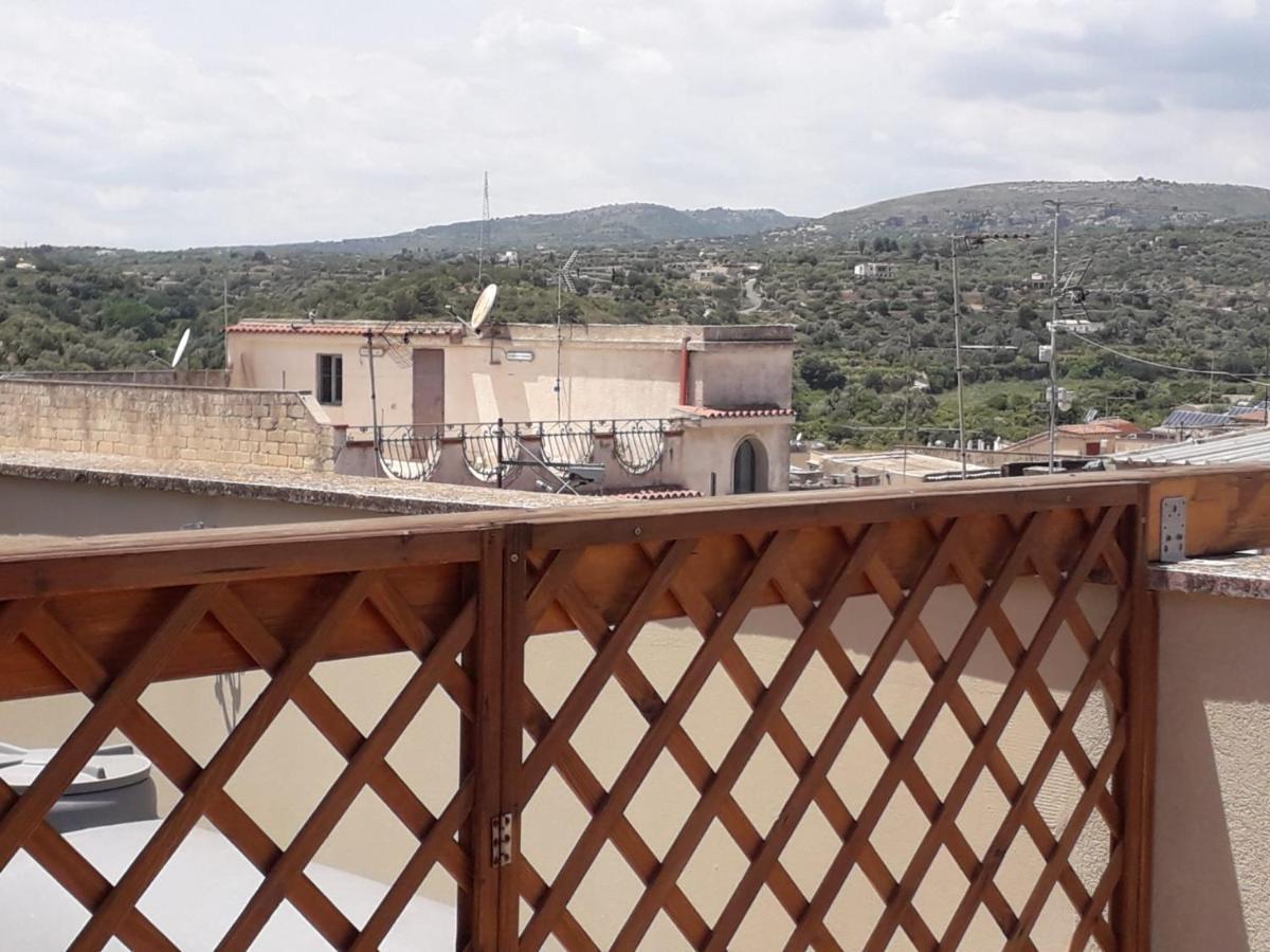 A Casa Tua Affitti Brevi Bed & Breakfast Noto Exterior foto