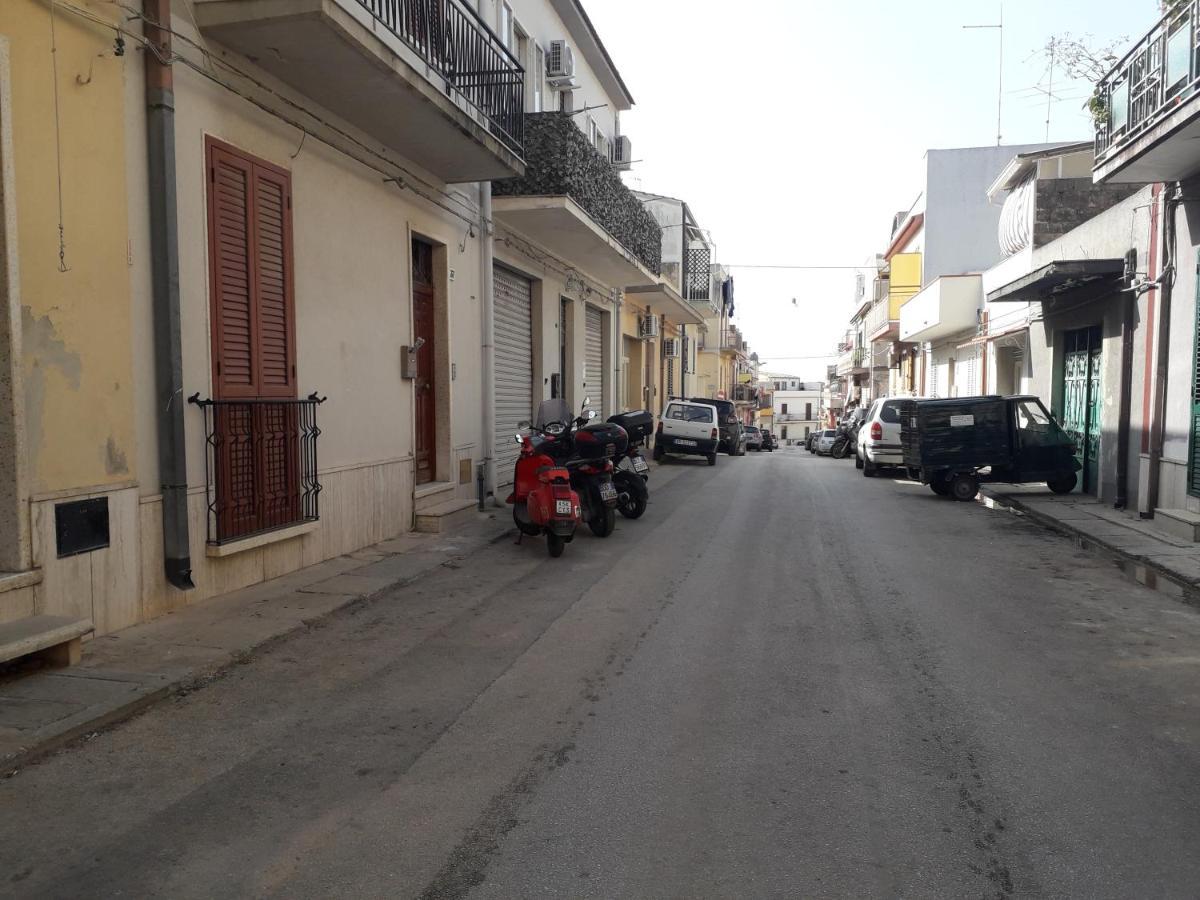 A Casa Tua Affitti Brevi Bed & Breakfast Noto Exterior foto